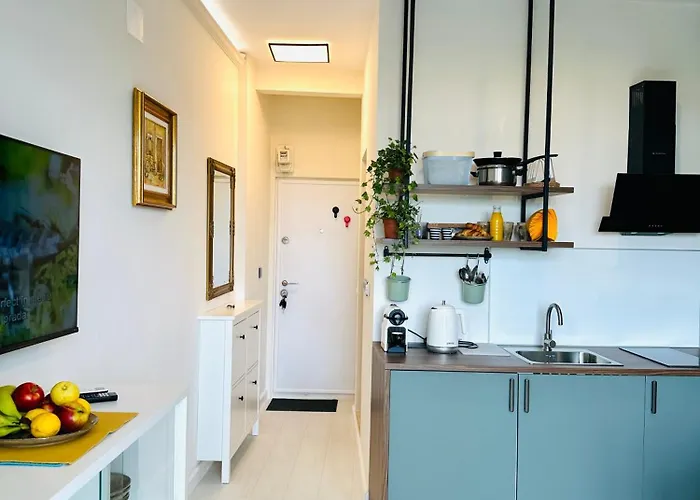 Harmony - Elegant Escape Near Ateneu