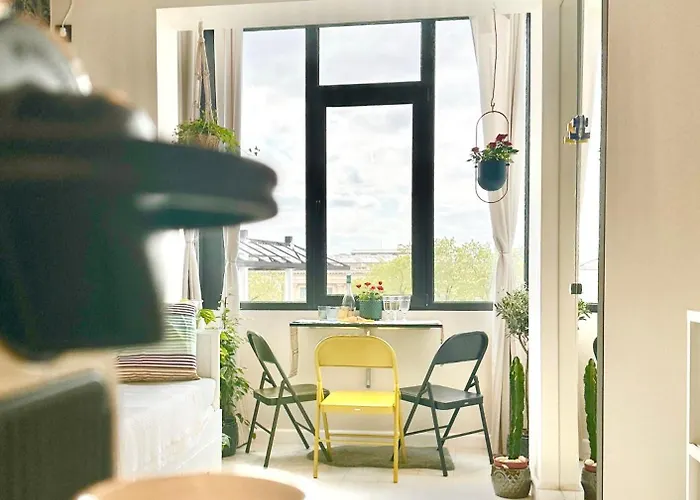 Apartament Harmony - Elegant Escape Near Ateneu Bucureşti