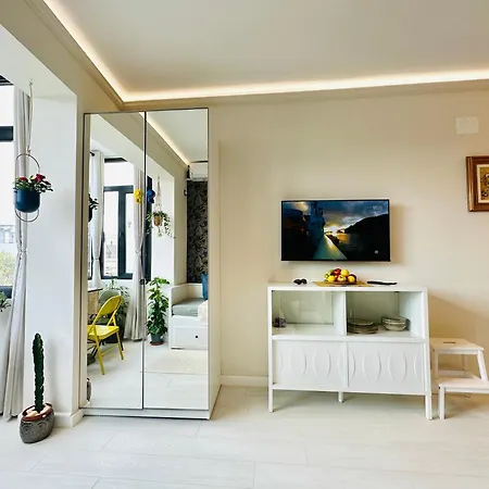 Appartement Harmony - Elegant Escape Near Ateneu